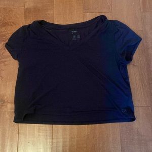 Black Cropped Athletic Shirt